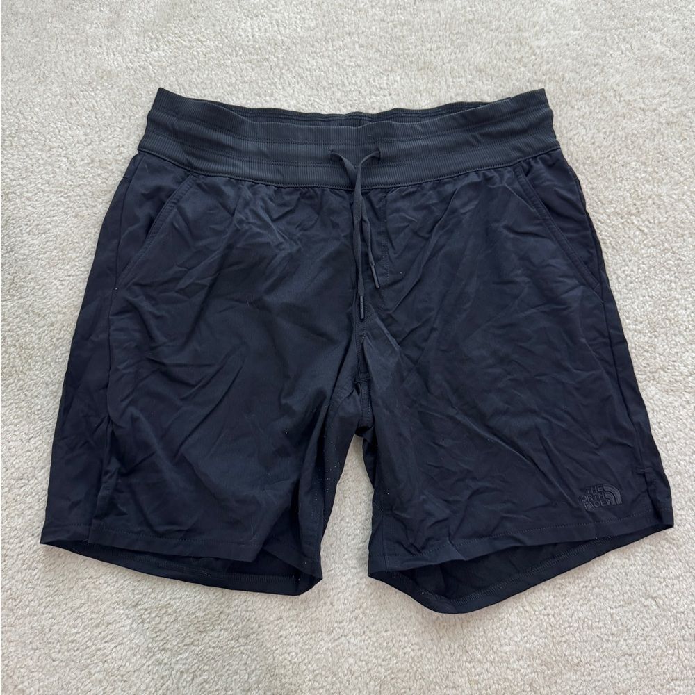 Women’s The North Face Shorts Sz M